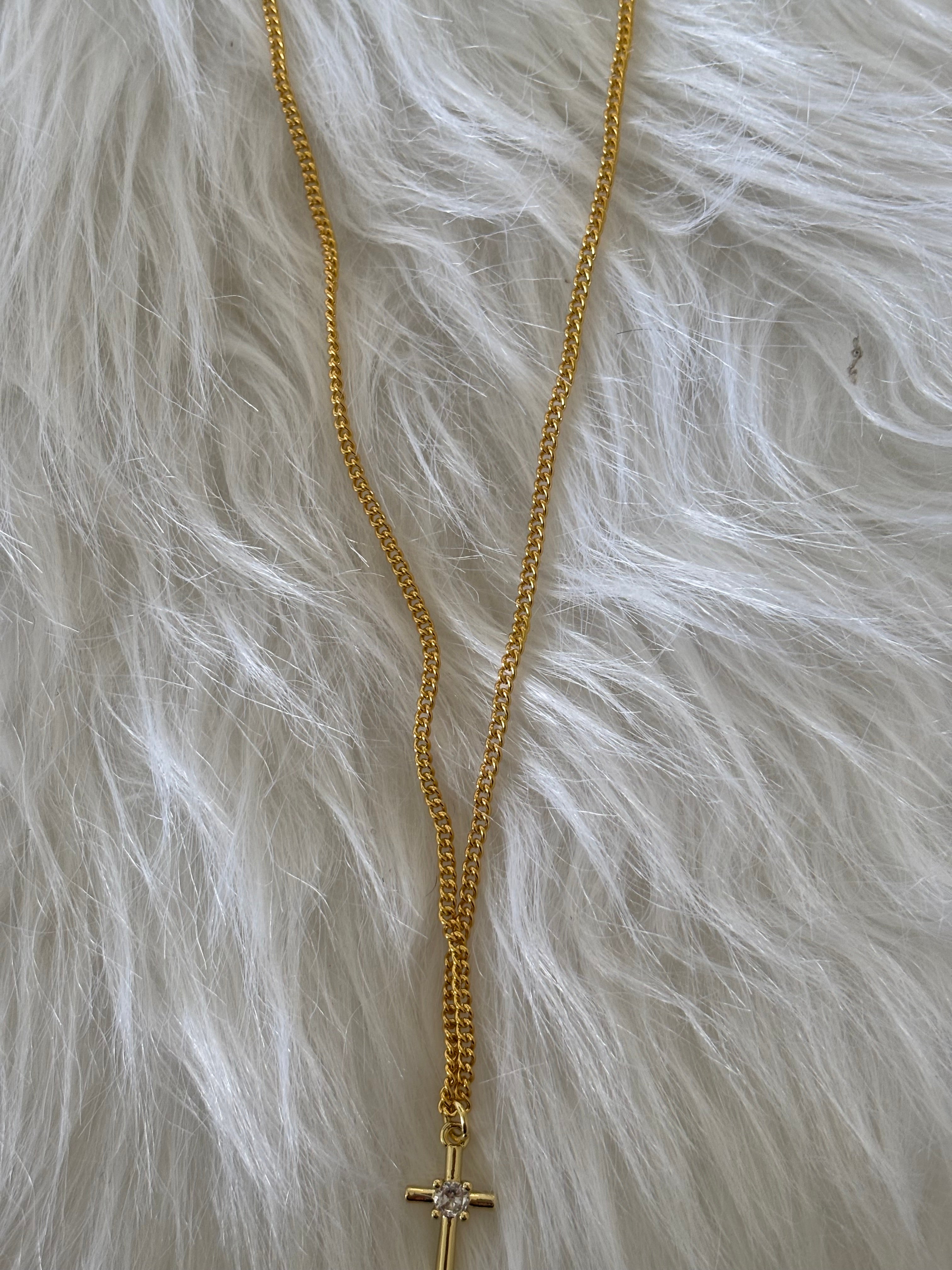 CADENA CRUZ CON ZIRCONIA